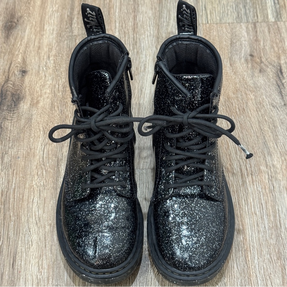 Dr Martens Junior 1460 Lace‎ Up Boots Black Cosmic Glitter AirWair Bouncing US 1 - Picture 2 of 10